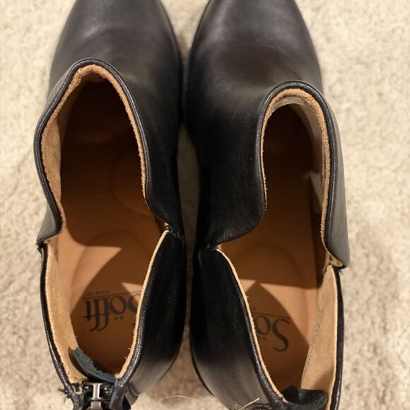 New Sofft Womens Angelica Black Leather Ankle Boots Sz 9 EU 40 Wet Weather Proof - Picture 8 of 11